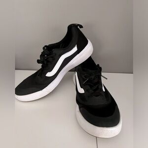 Men’s ultrarange EXO vans shoes size 11
